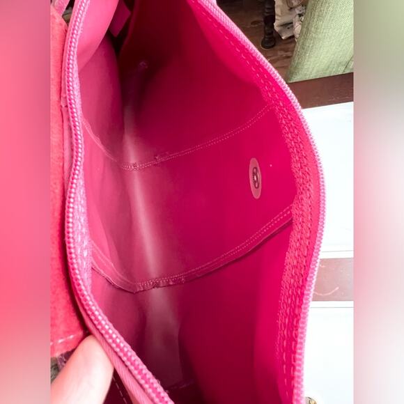 Longchamp padded pochette bag raspberry pink leather nylon shoulder y2k spring - Picture 7 of 12